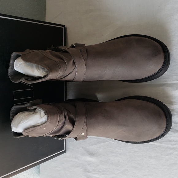 NEW MIA Keyba Lug Sole Bootie - Picture 8 of 12